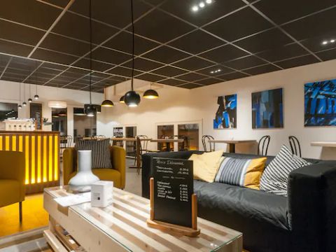 Pierre & Vacances Premium Résidence Les Terrasses d'Hélios - Camping Haute-Savoie - Image N°8