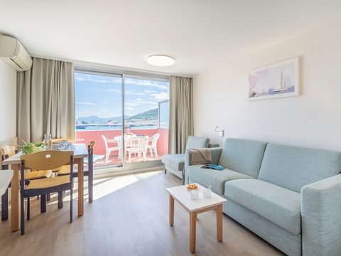 STUDIO 5 personnes - 1 coin nuit - Vue mer