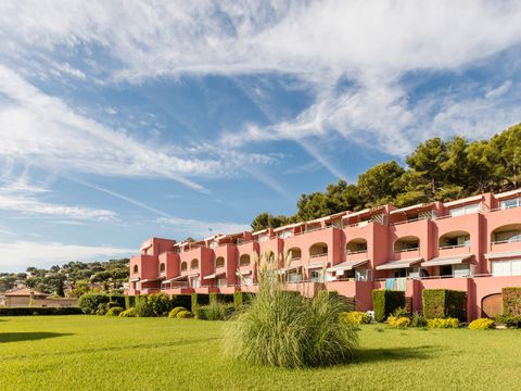 Pierre & Vacances Résidence Les Jardins de la Côte d'Azur - Camping Var