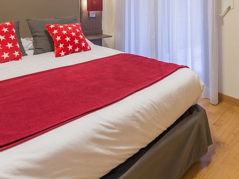 APPARTEMENT 6 personnes - 2 chambres - Vue montagne