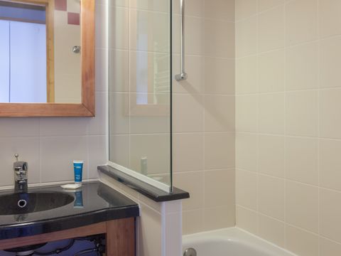 APPARTEMENT 6 personnes - (max 4 adultes) Standard