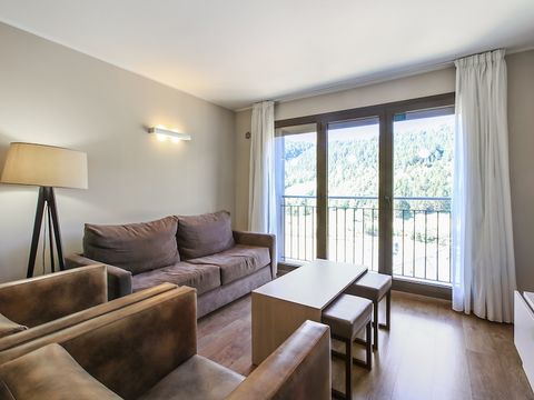 APPARTEMENT 8 personnes - (max 6 adultes) Standard