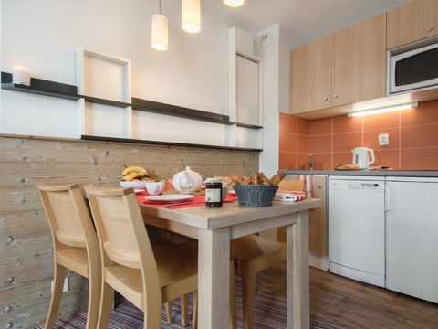 APPARTEMENT 4 personnes - 1 CHAMBRE - BALCON