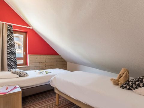 APPARTEMENT 7 personnes - 1 CHAMBRE + 1 COIN NUIT - BALCON - VUE MONTAGNE