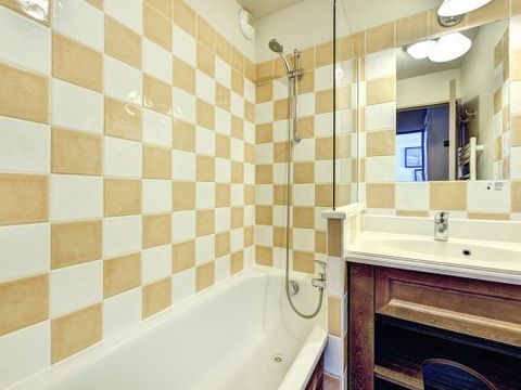 APPARTEMENT 5 personnes - Appartement 5 personnes - 1 chambre - Vue montagne - environ 31 m² (VAL25S)