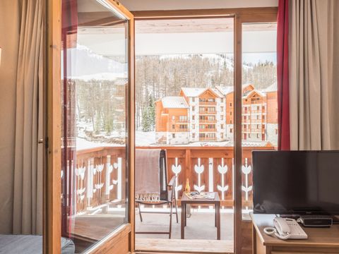 APPARTEMENT 4 personnes - 1 chambre - Vue sur la montagne