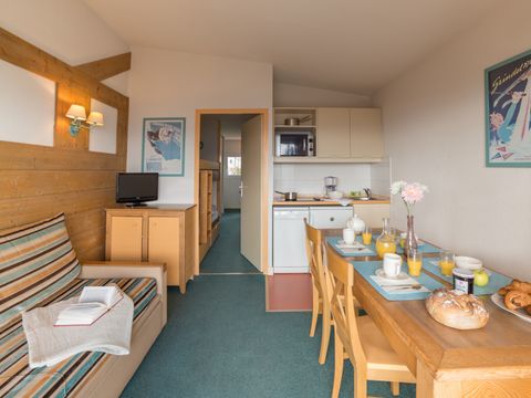 APPARTEMENT 5 personnes - (max 4 adultes) Standard