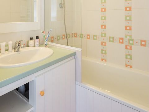 APPARTEMENT 7 personnes - (max 6 adultes) Standard