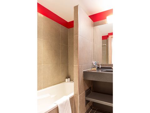 APPARTEMENT 7 personnes - 2 chambres +1 coin nuit