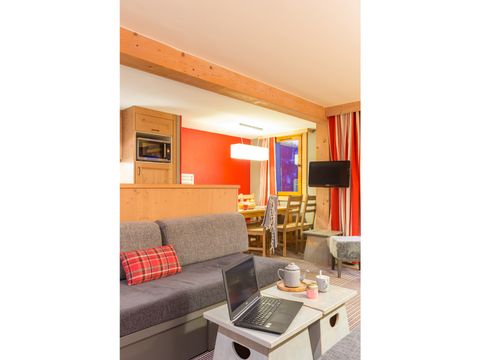 APPARTEMENT 7 personnes - 2 chambres +1 coin nuit