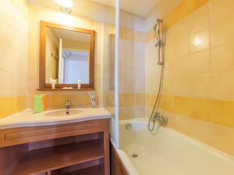 APPARTEMENT 5 personnes - (max 4 adultes) Standard