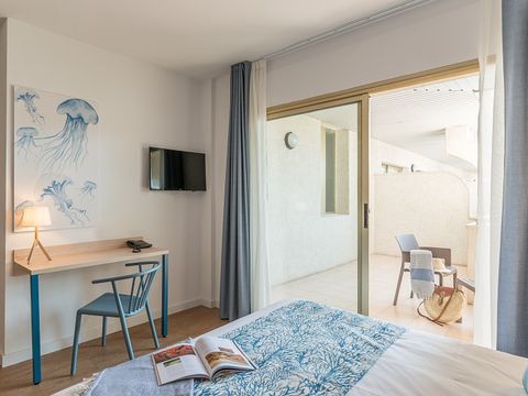 Chambre 3 personnes - Chambre d'hôtel standard C3