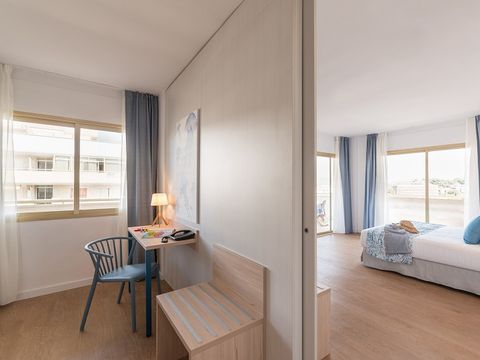 Chambre 4 personnes - Chambre d'hôtel Standard C4 3+1