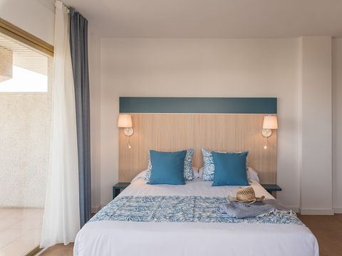 Chambre 4 personnes - Chambre d'hôtel Standard C4 3+1