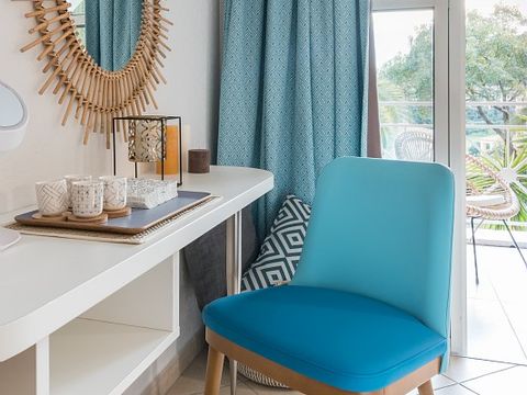 CHAMBRE 2 personnes - Chambre d'hôtel - Double - Terrasse ou balcon