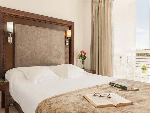 CHAMBRE 2 personnes - Chambre standard C1