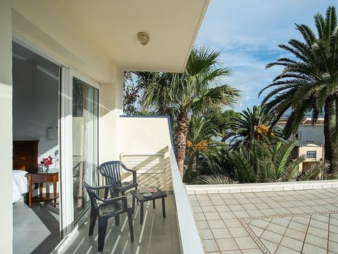 CHAMBRE 2 personnes - Chambre standard C1