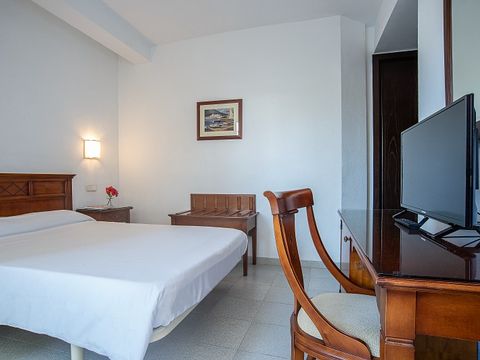 CHAMBRE 2 personnes - Chambre d'hôtel Standard C2