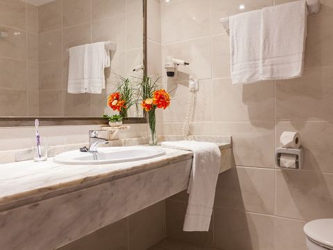 CHAMBRE 2 personnes - Chambre d'hôtel Standard Vue sur l'océan C2M