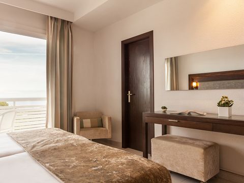 CHAMBRE 2 personnes - Chambre d'hôtel Standard Vue sur l'océan C2M