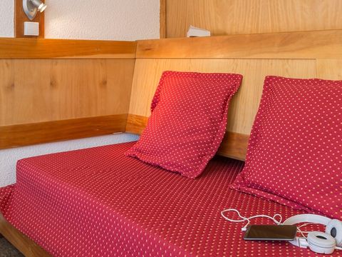 STUDIO 4 personnes - 1 coin nuit