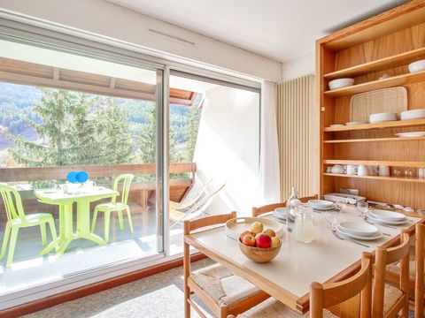 STUDIO 4 personnes - 1 coin nuit