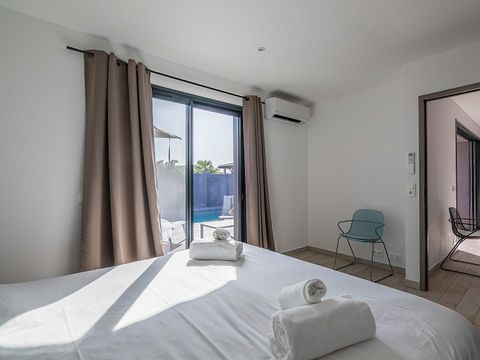 VILLA 6 personnes - 3 CHAMBRES-CLIMATISÉ-PISCINE PRIVÉE 7M-TERRASSE SPACIEUSE