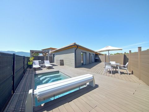 VILLA 4 personnes - 2 CHAMBRES-CLIMATISÉ-PISCINE PRIVÉE 4M-TERRASSE SPACIEUSE