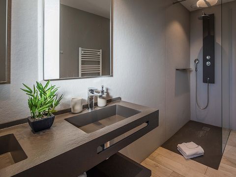 VILLA 4 personnes - 2 CHAMBRES-CLIMATISÉ-PISCINE PRIVÉE 4M-TERRASSE SPACIEUSE