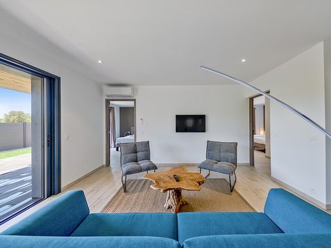 VILLA 6 personnes - 3 CHAMBRES-CLIMATISÉ-PISCINE PRIVÉE 7M-TERRASSE SPACIEUSE