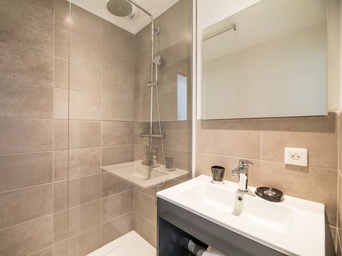 APPARTEMENT 4 personnes - 1 chambre - Climatisation - Terrasse