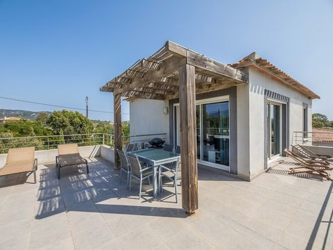 APPARTEMENT 4 personnes - - 1 chambre - Climatisation - Grande terrasse - Vue panoramique