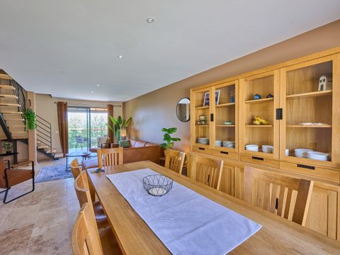 VILLA 8 personnes - Villa 6p. 2 bat. piscine supérieure