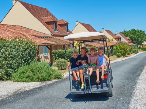 MAISON 8 personnes - Villa 8p. piscine supérieure