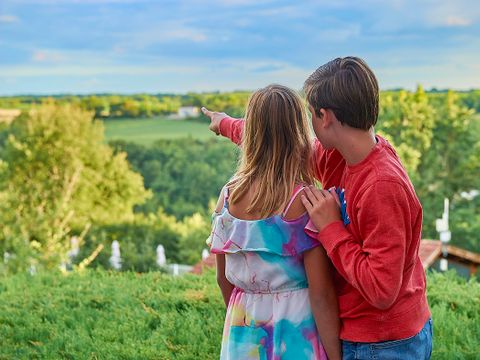 APPARTEMENT 6 personnes - Libelle 4-6p. vue sur la vallée APPARTEMENT 6 personnes - Libelle 4-6p. vue sur la vallée
