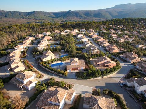 FranceComfort Vallee de la St. Baume - Camping Var - Image N°7