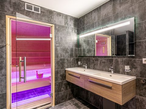 APPARTEMENT 8 personnes - Penthouse - Sauna