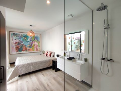 APPARTEMENT 6 personnes - rez-de-chaussée