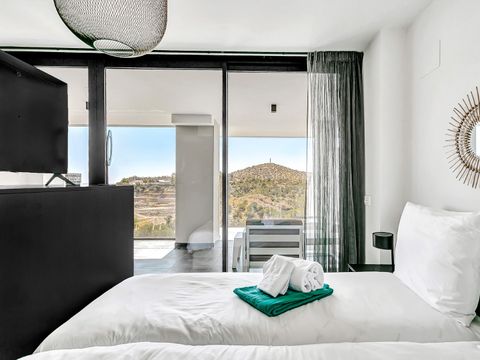 APPARTEMENT 4 personnes - loft avec vue sur la mer