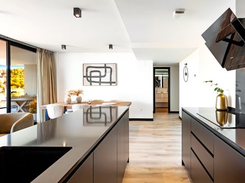 APPARTEMENT 8 personnes - avec vue sur la mer et la montagne