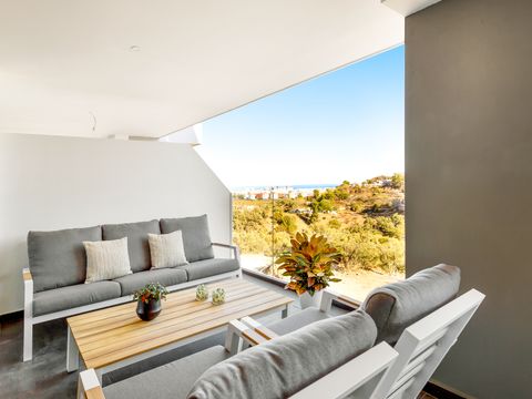 APPARTEMENT 8 personnes - avec vue sur la mer et la montagne