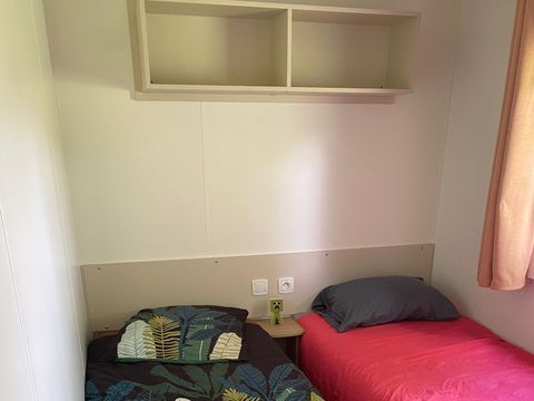 MOBILHOME 14 personnes - 2 Mobil-homes côte à côte - Petit Déjeuner + draps inclus + 4 funpass adultes et 6funpass enfants inclus