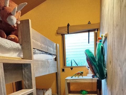 Lodge 4 personnes - Chalet 27m2 avec salle de bain - 2 chambres