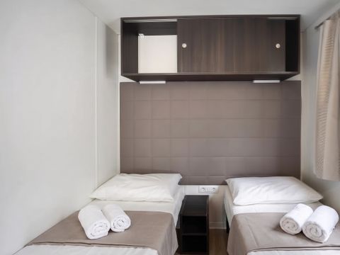 MOBILHOME 6 personnes - Suivant.