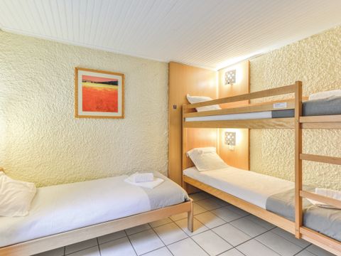 Appartement 5 personnes - 3 Pièces 5 Personnes Supérieure (Séjour + Petit-déjeuner)