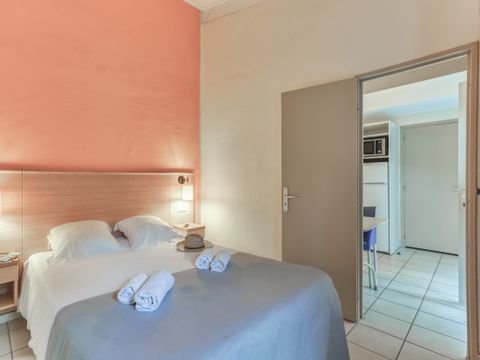 APPARTEMENT 2 personnes - 2 pièces- 2 personnes