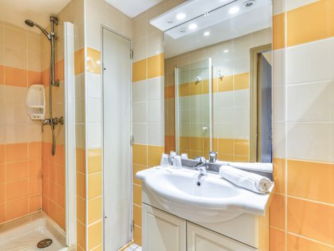 APPARTEMENT 2 personnes - 2 pièces- 2 personnes