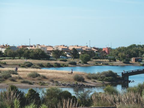 SOWELL RESIDENCES Les Lauriers Roses - Camping Hérault - Image N°13