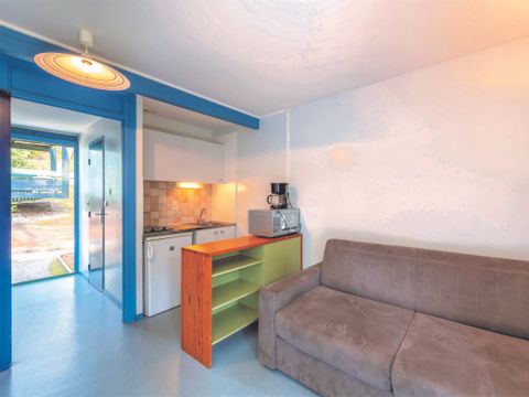 STUDIO 2 personnes - 2 personnes (Séjour + Petit-déjeuner)