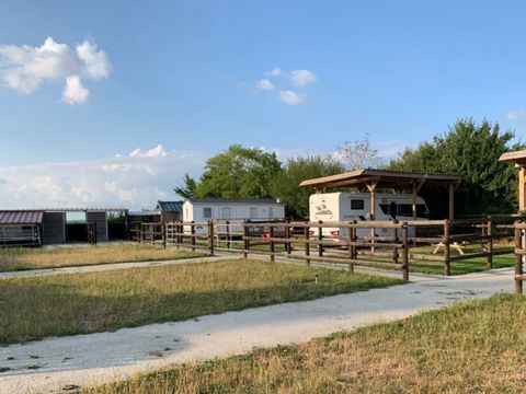 Camping et Relais équestre des Maupi - Camping Orne